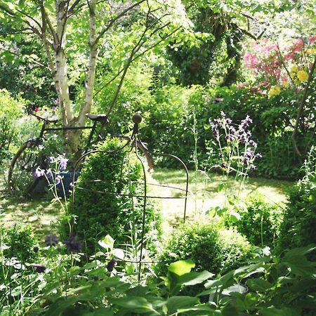 Bed and Breakfast Le Bonheur A La Campagne Lesmont Екстер'єр фото