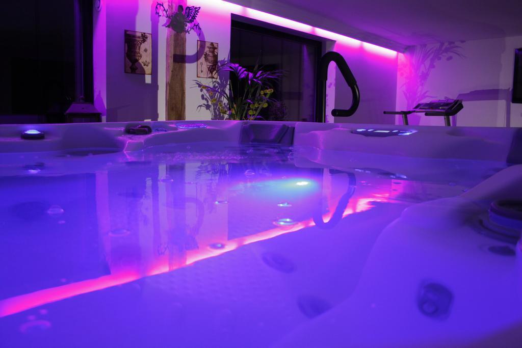 Bed and Breakfast Le Bonheur A La Campagne Lesmont Екстер'єр фото