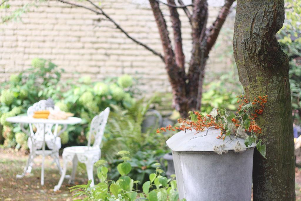 Bed and Breakfast Le Bonheur A La Campagne Lesmont Екстер'єр фото