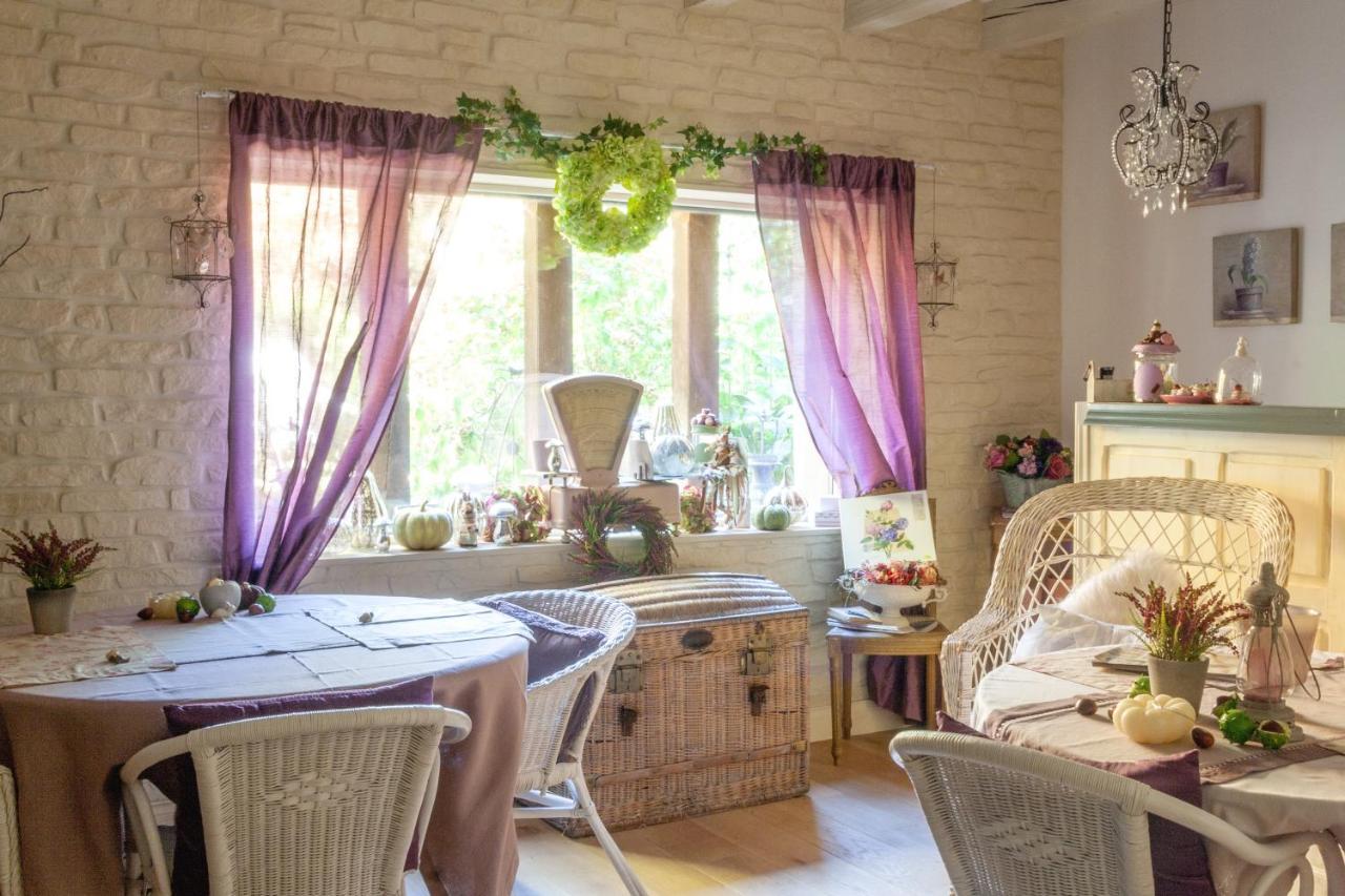 Bed and Breakfast Le Bonheur A La Campagne Lesmont Екстер'єр фото